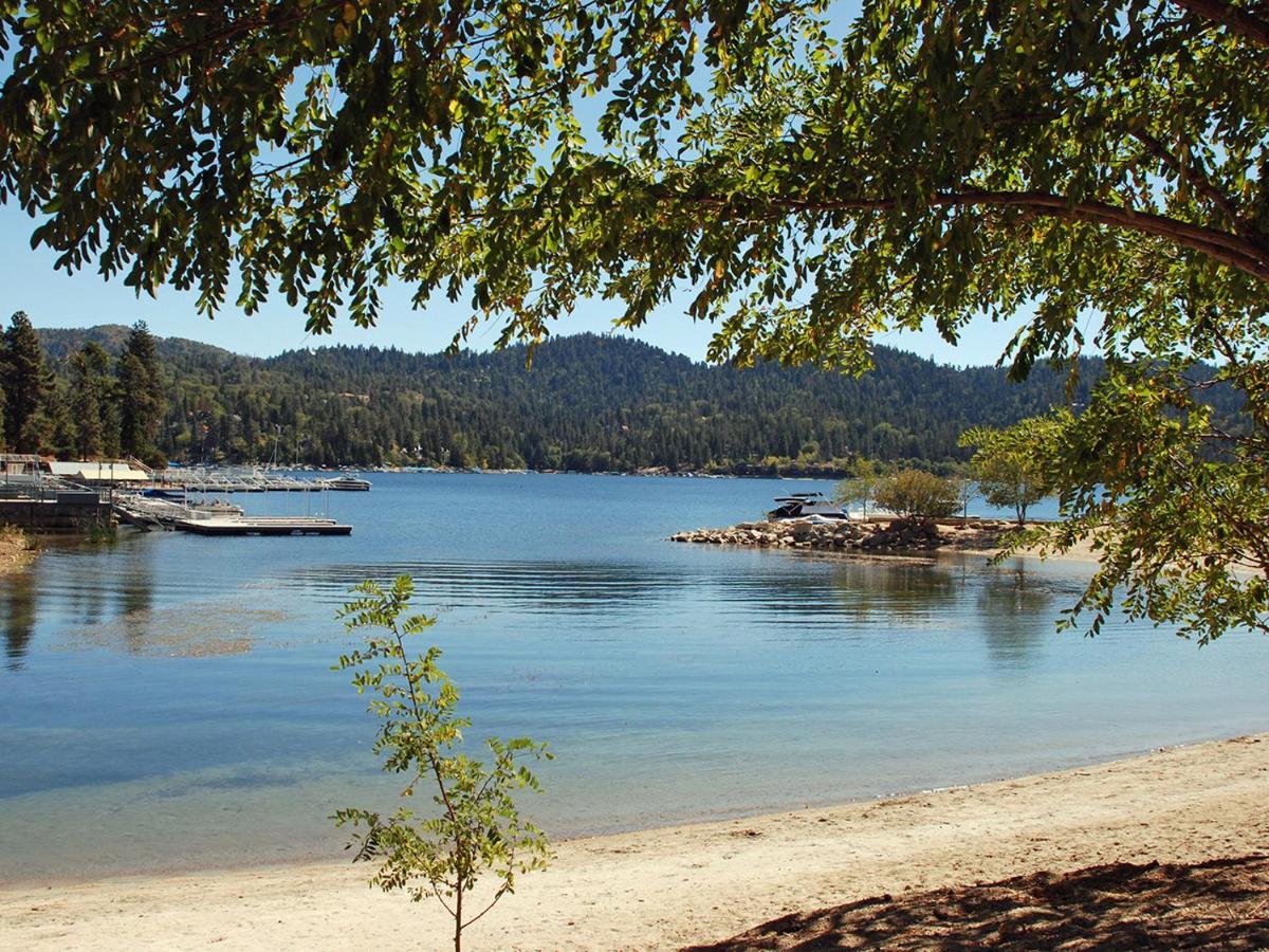 Ucla Lake Arrowhead Lodge Exterior foto